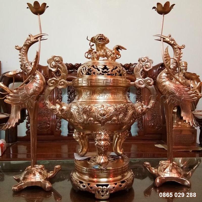 Đồ đồng thờ cúng