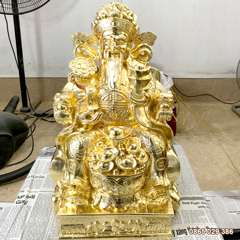 Tượng thần tài bằng đồng dát vàng